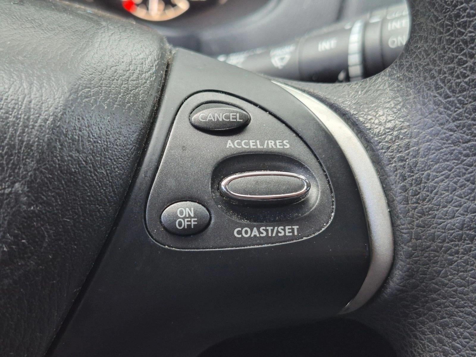2020 Nissan Pathfinder S 2WD