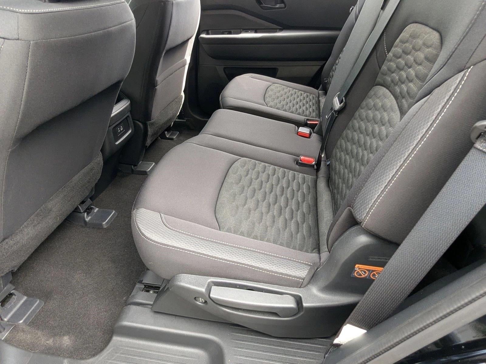 2024 Nissan Pathfinder S