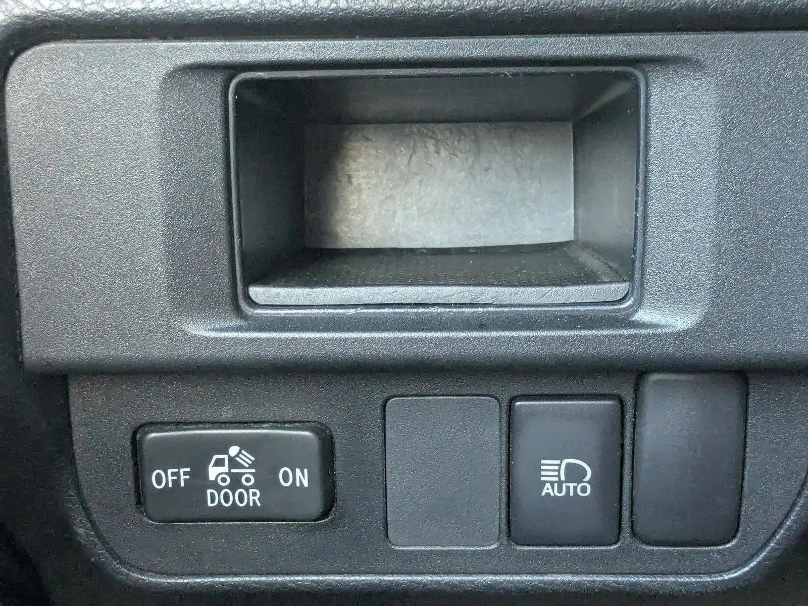 2019 Toyota Tacoma 2WD SR5