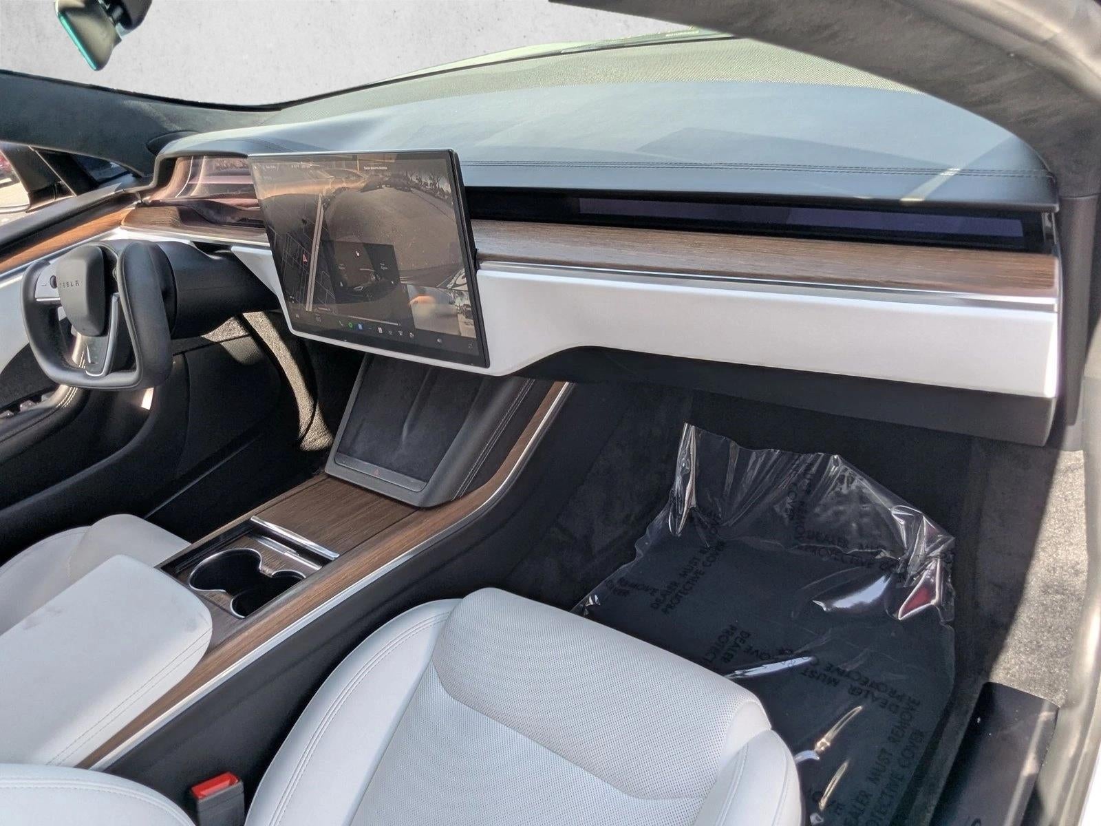 2022 Tesla Model S Base