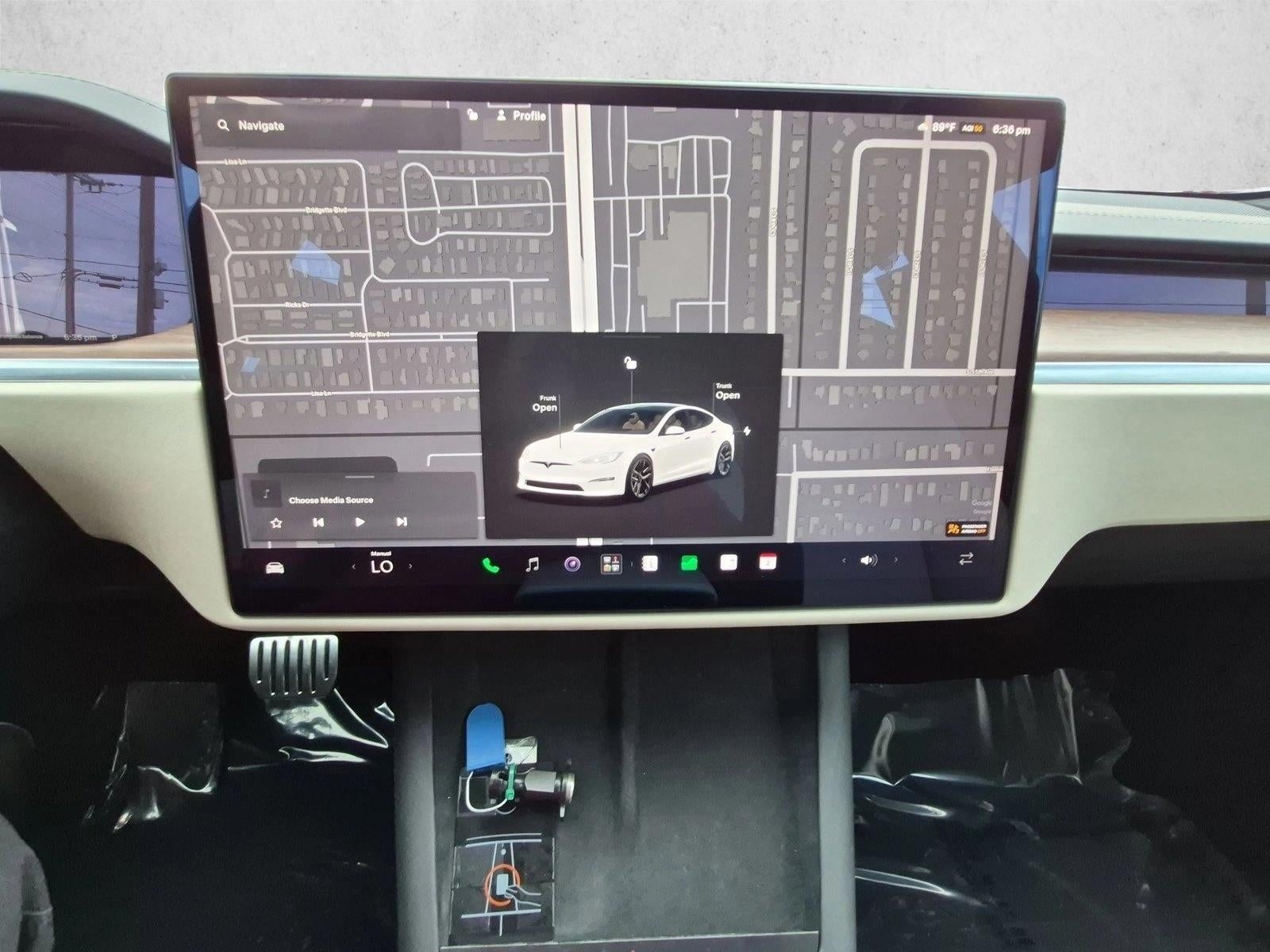 2022 Tesla Model S Base