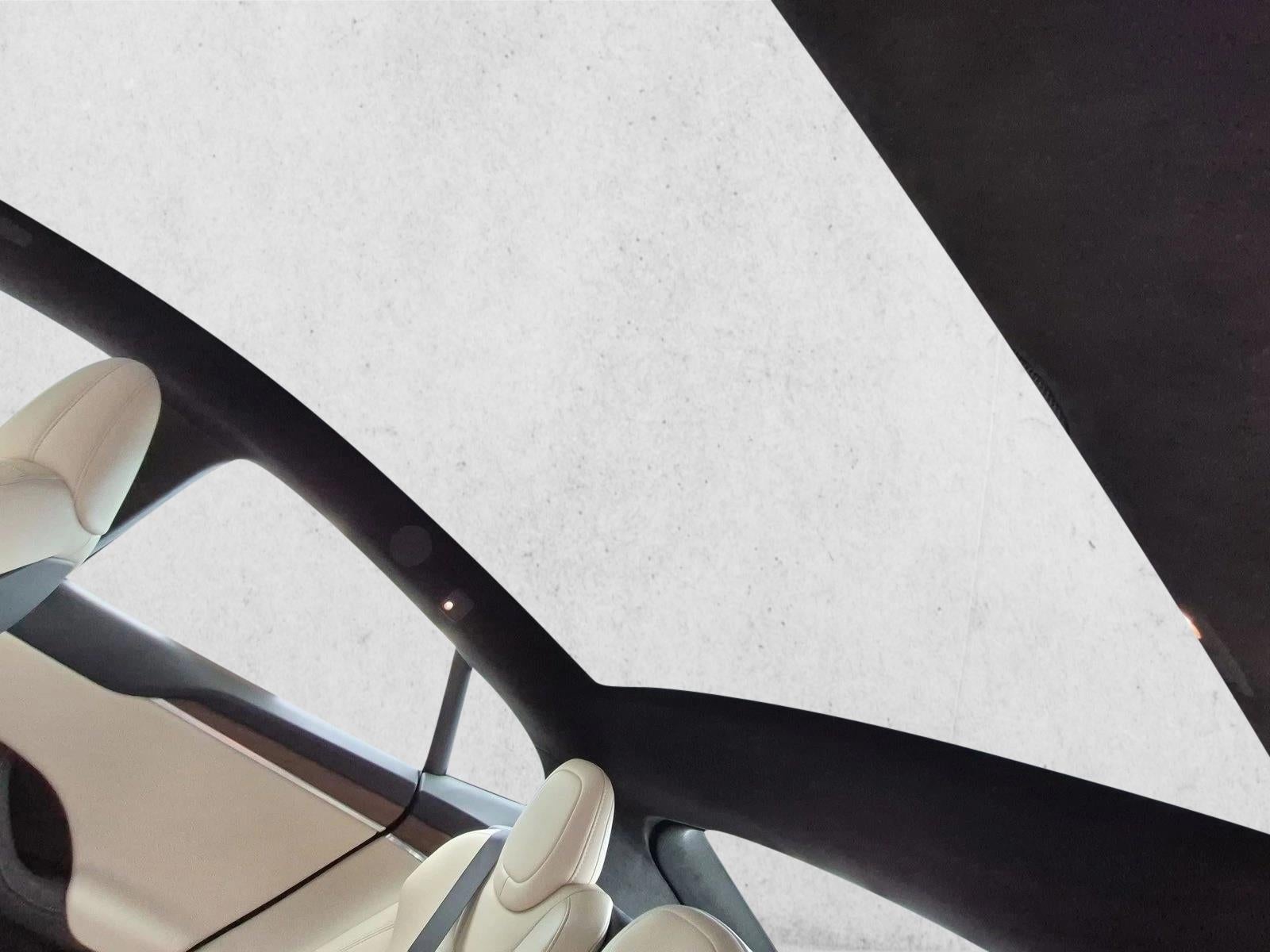 2022 Tesla Model S Base