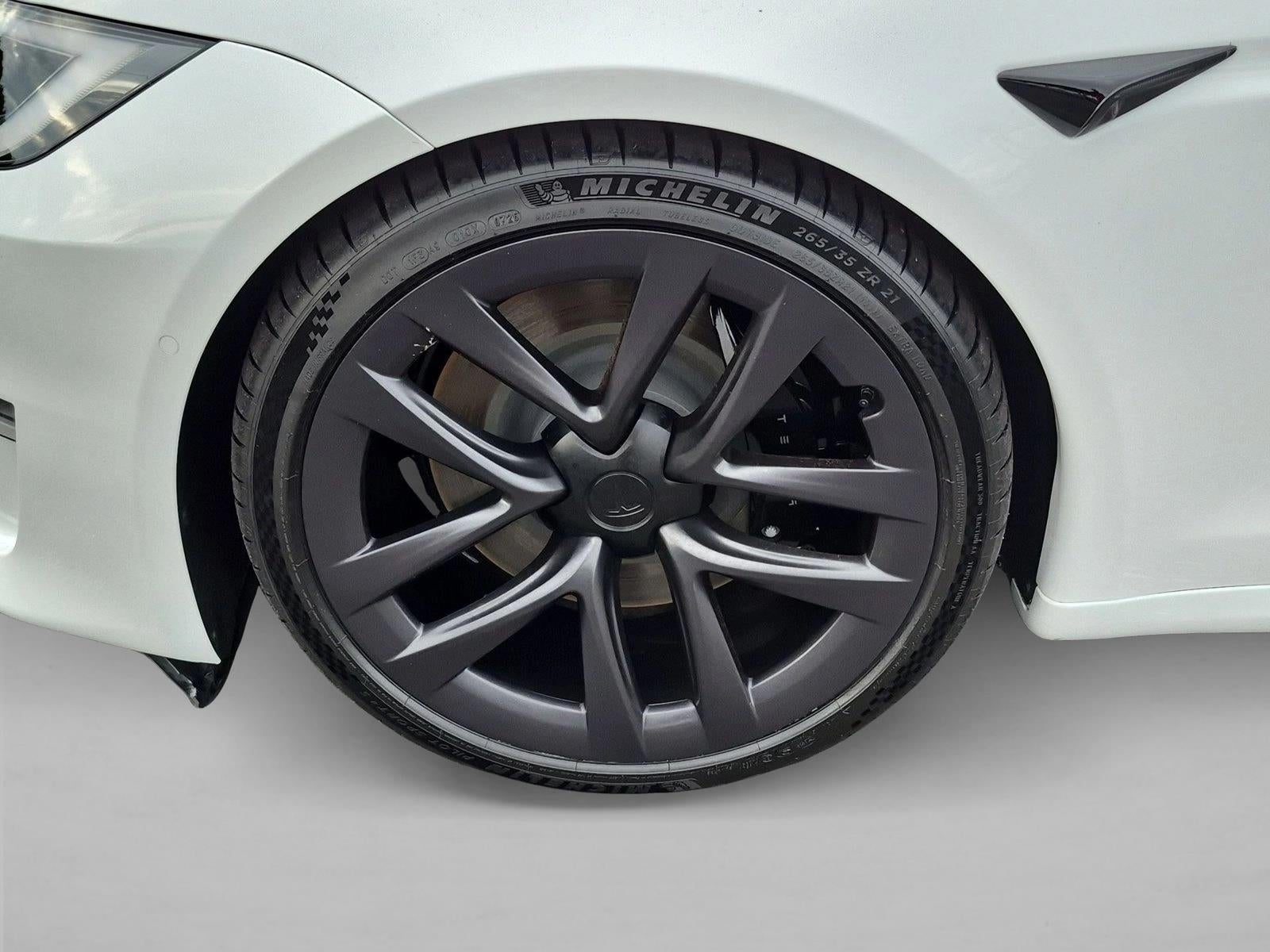 2022 Tesla Model S Base