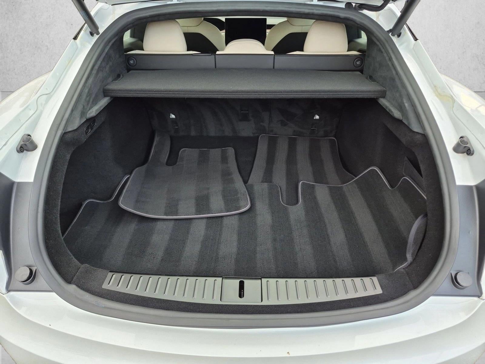 2022 Tesla Model S Base