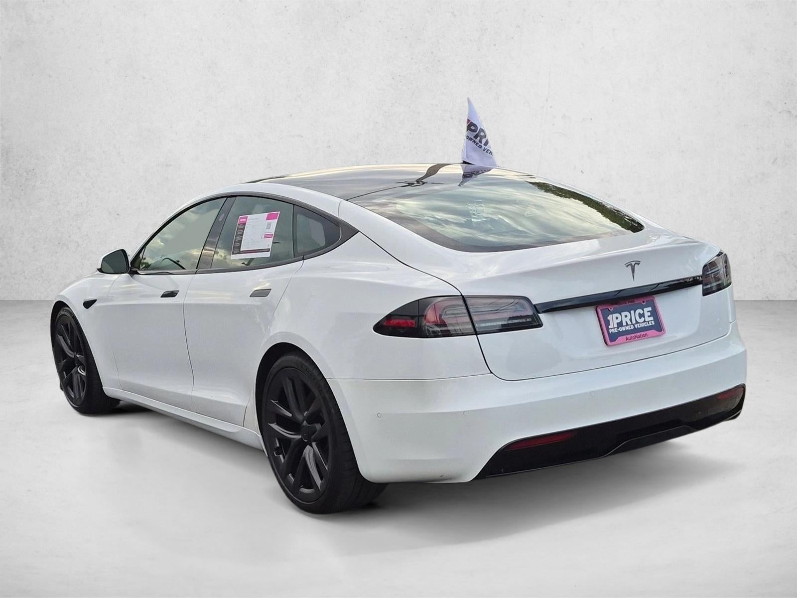 2022 Tesla Model S Base