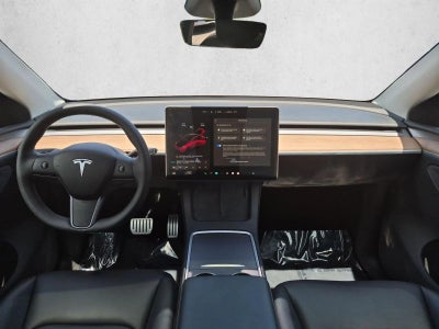 2025 Tesla Model Y Performance