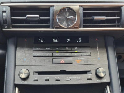 2020 Lexus IS 