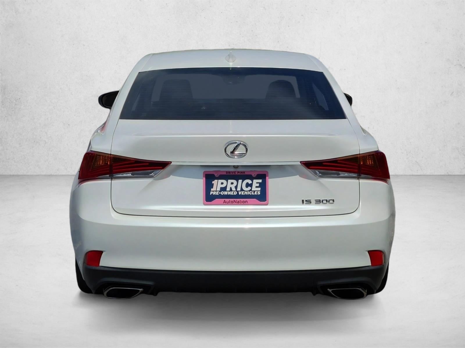 2020 Lexus IS 