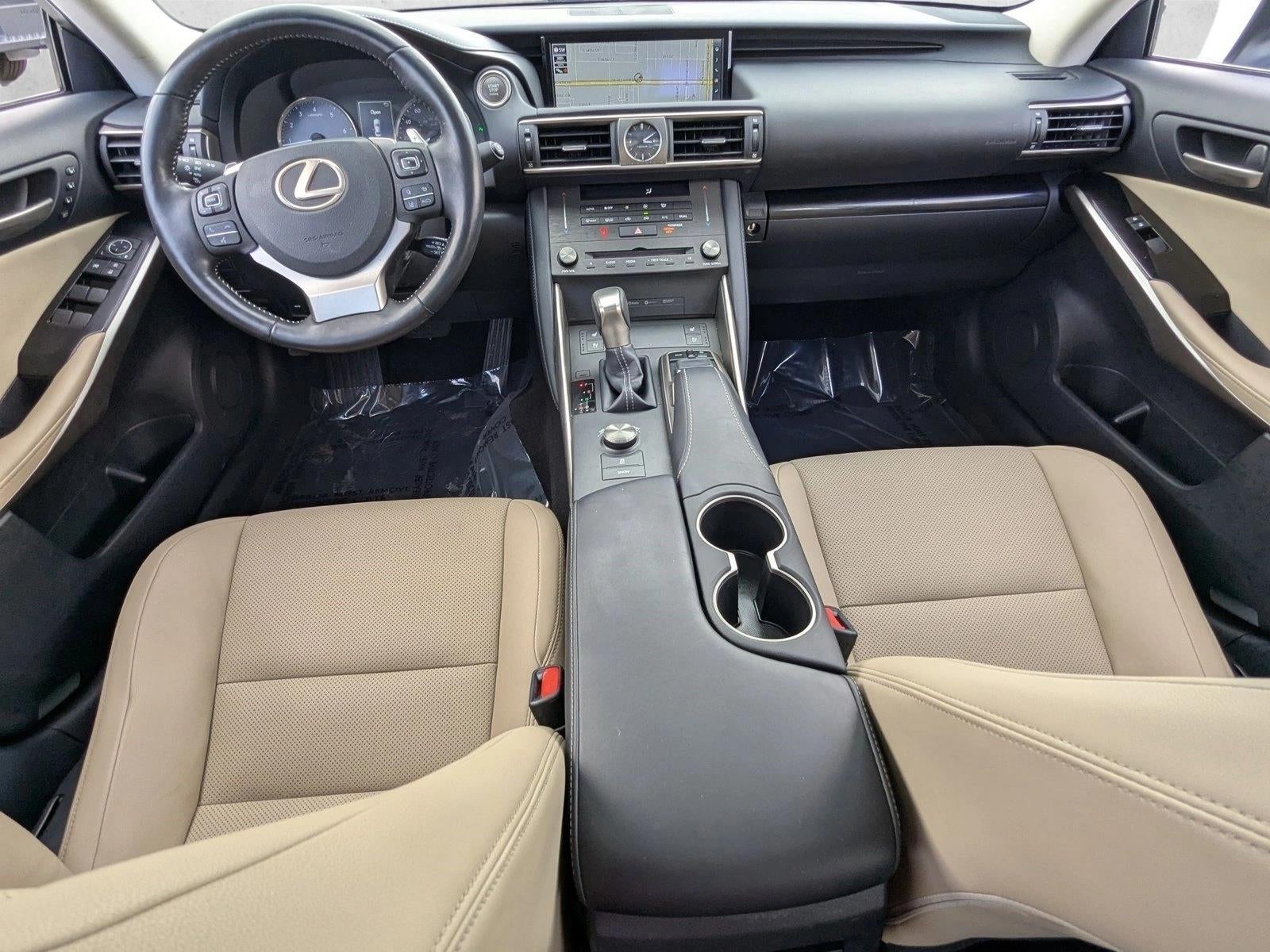 2020 Lexus IS 