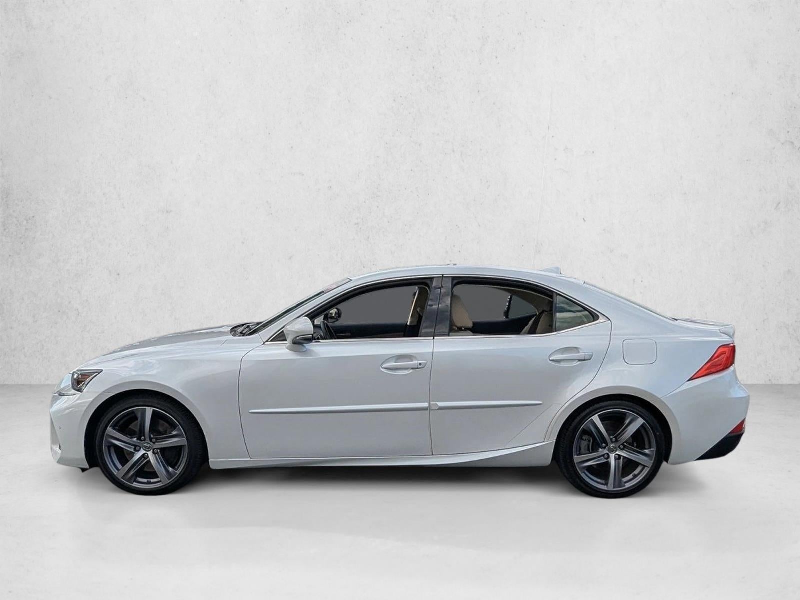 2020 Lexus IS 