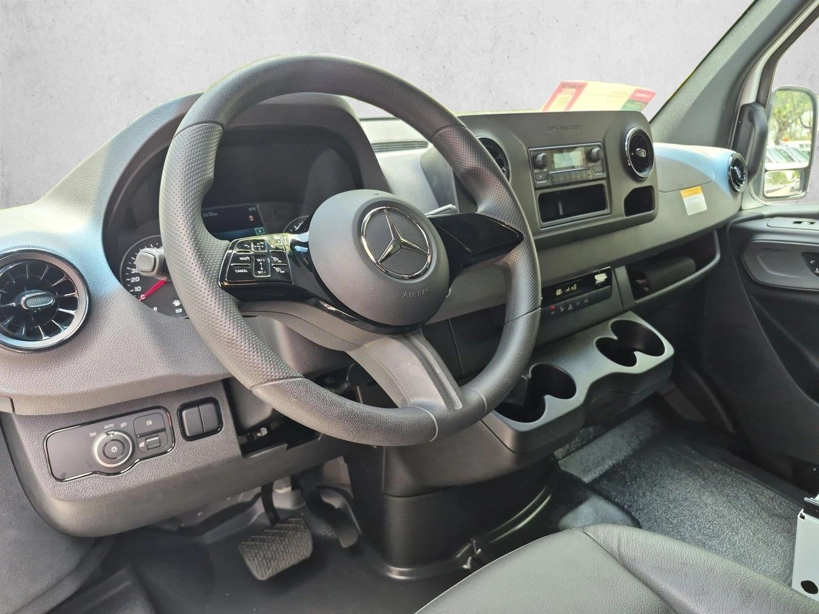 2025 Mercedes-Benz Sprinter 2500 Base