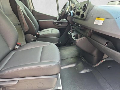 2025 Mercedes-Benz Sprinter 2500 Base