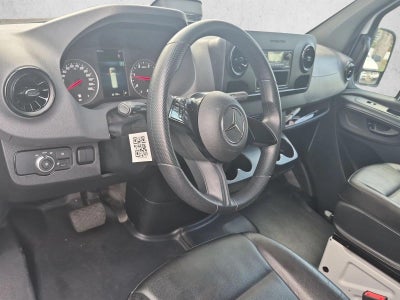 2025 Mercedes-Benz Sprinter Cargo Van Base