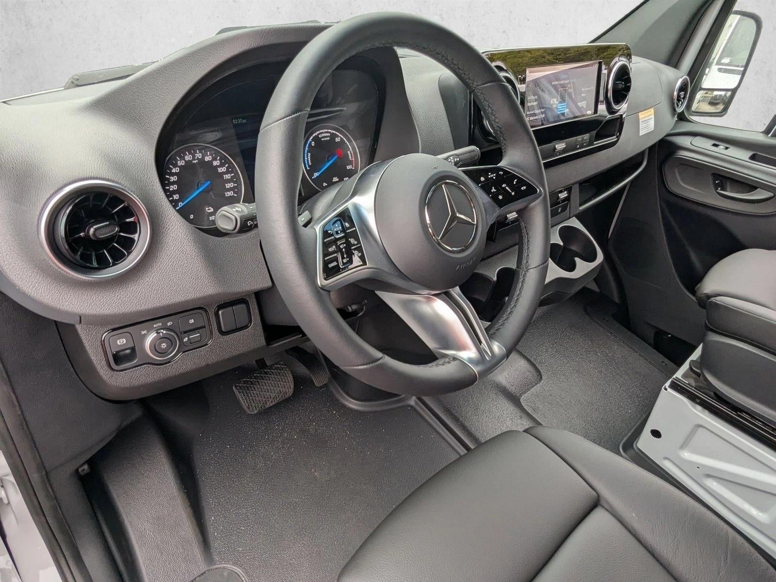 2024 Mercedes-Benz eSprinter Cargo Van Base