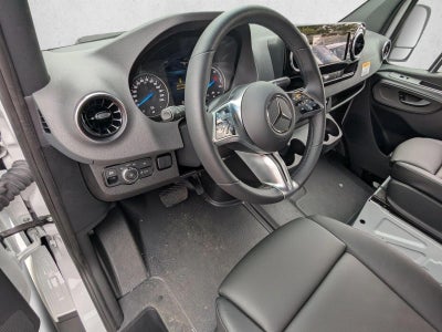 2024 Mercedes-Benz eSprinter Cargo Van Base