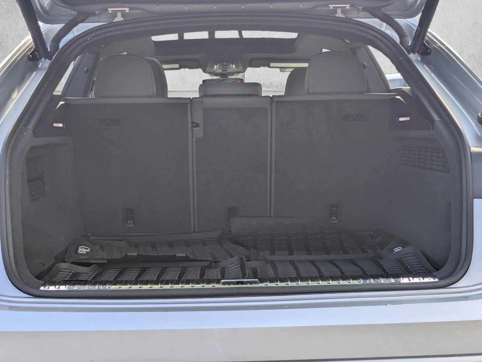 2022 Audi Q8 Prestige