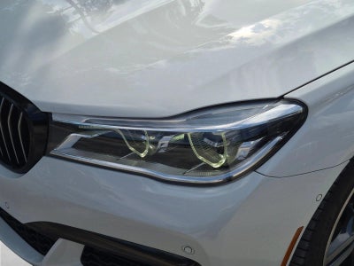 2019 BMW 750i 750i
