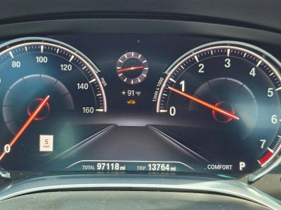 2019 BMW 750i 750i