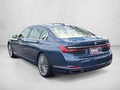 2022 BMW 740 i