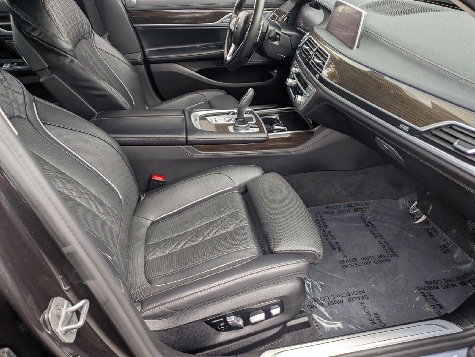 2021 BMW 7 Series 740i