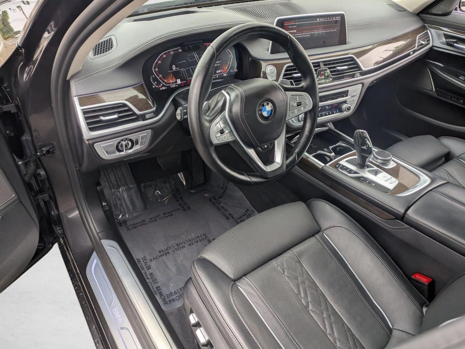 2021 BMW 7 Series 740i