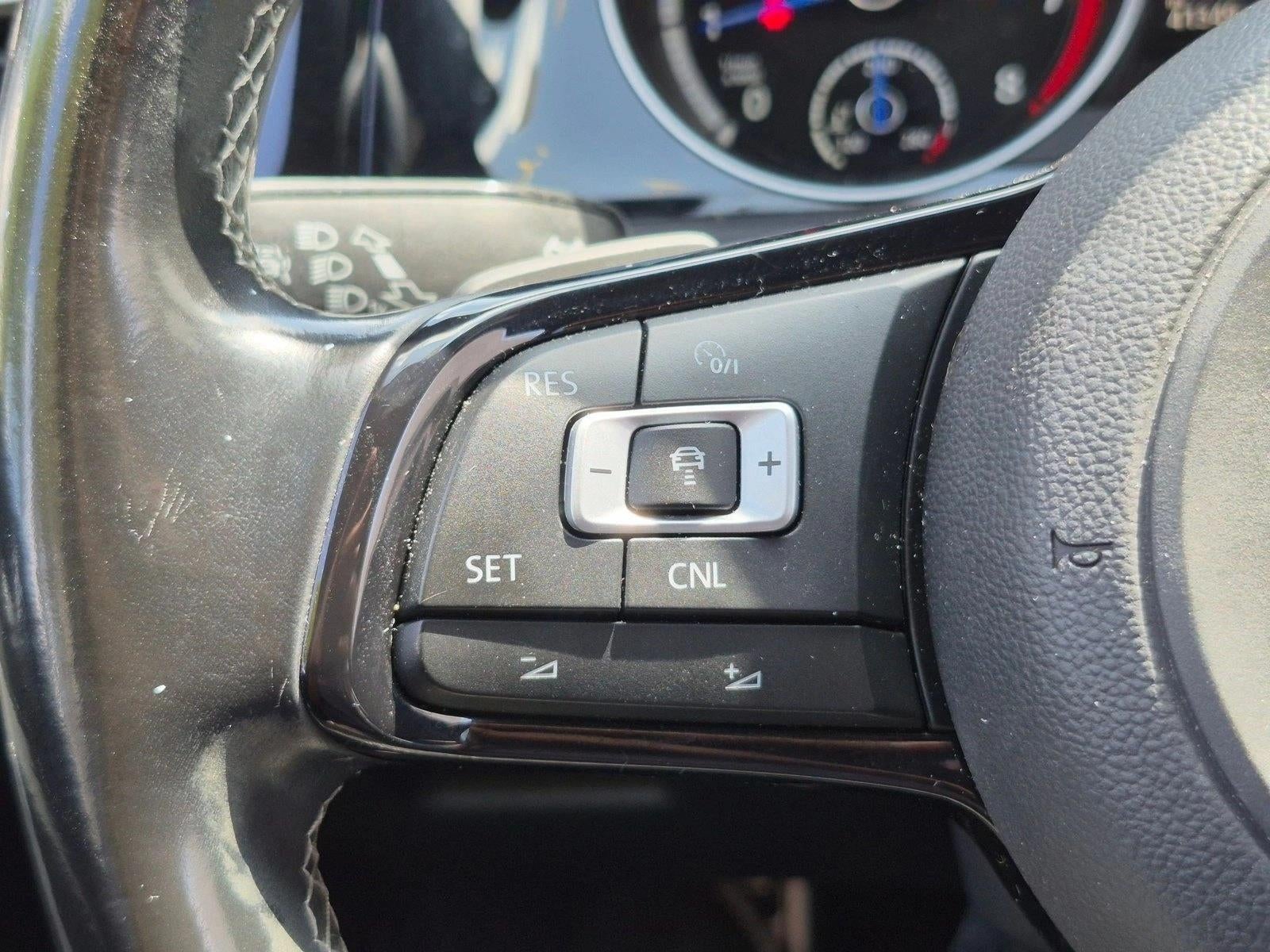 2017 Volkswagen Golf R Base