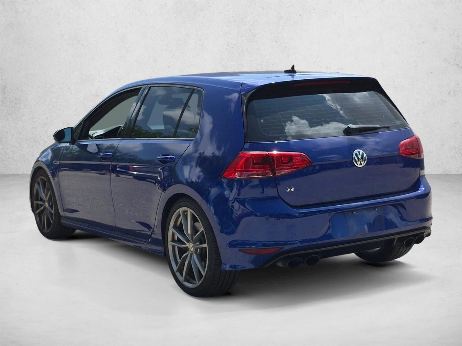 2017 Volkswagen Golf R Base