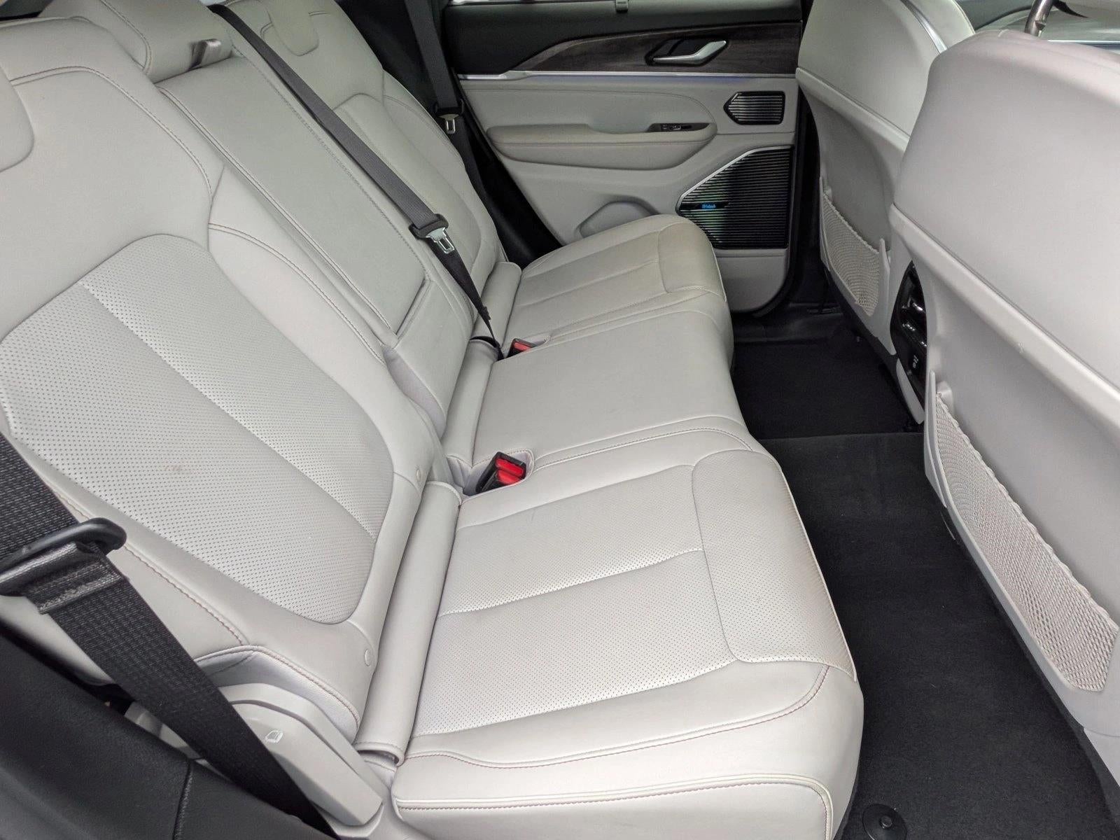 2022 Jeep Grand Cherokee Overland 4x4