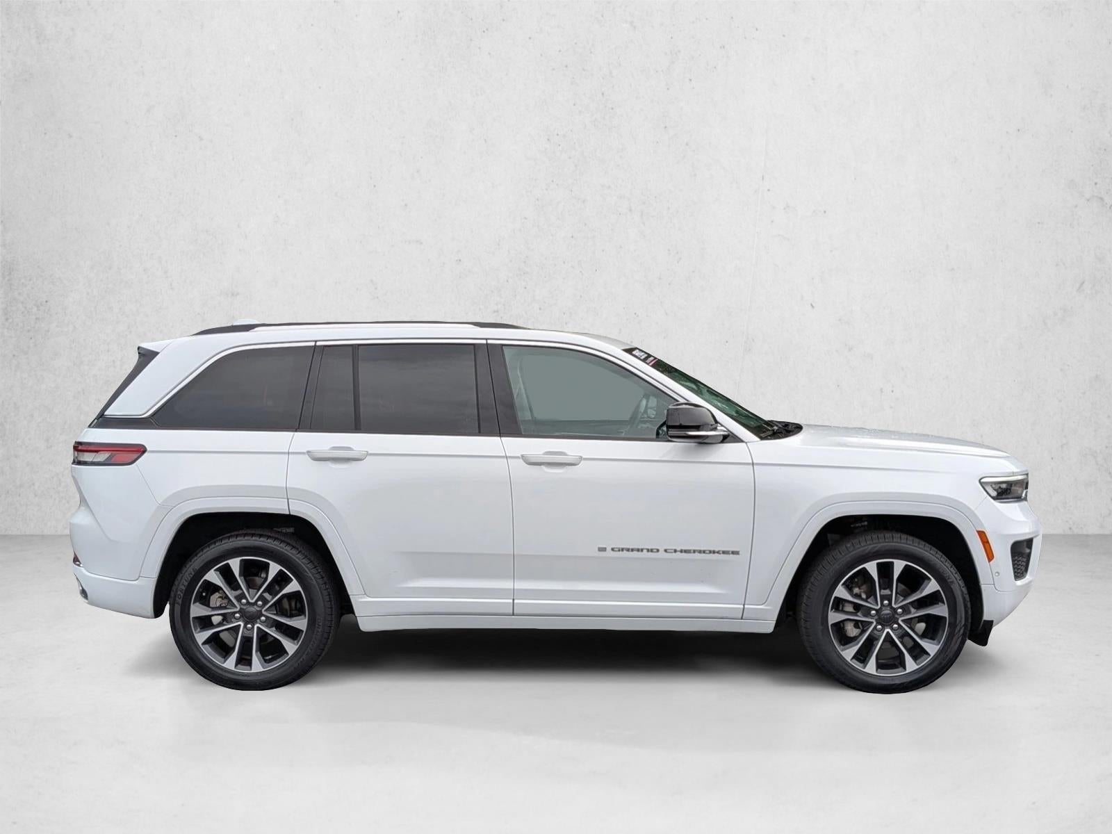 2022 Jeep Grand Cherokee Overland 4x4