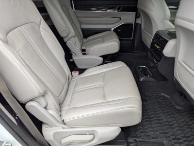 2022 Jeep Wagoneer Series III 4x2