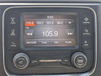 2017 RAM 1500 Express 4x4 Crew Cab 5'7" Box