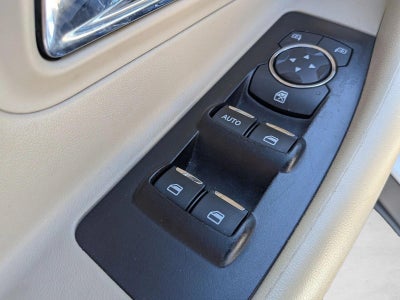 2017 Ford Taurus SE FWD