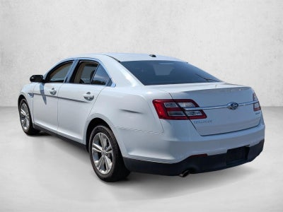 2017 Ford Taurus SE FWD