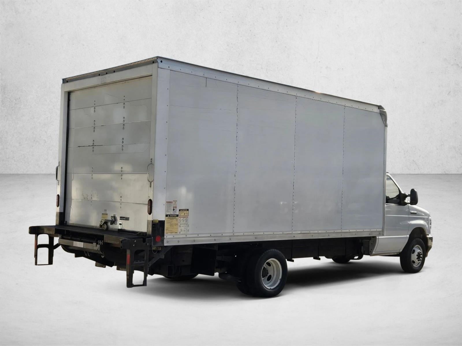 2021 Ford E-Series Cutaway E-450 DRW 158" WB