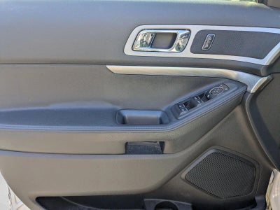 2014 Ford Explorer FWD 4dr XLT