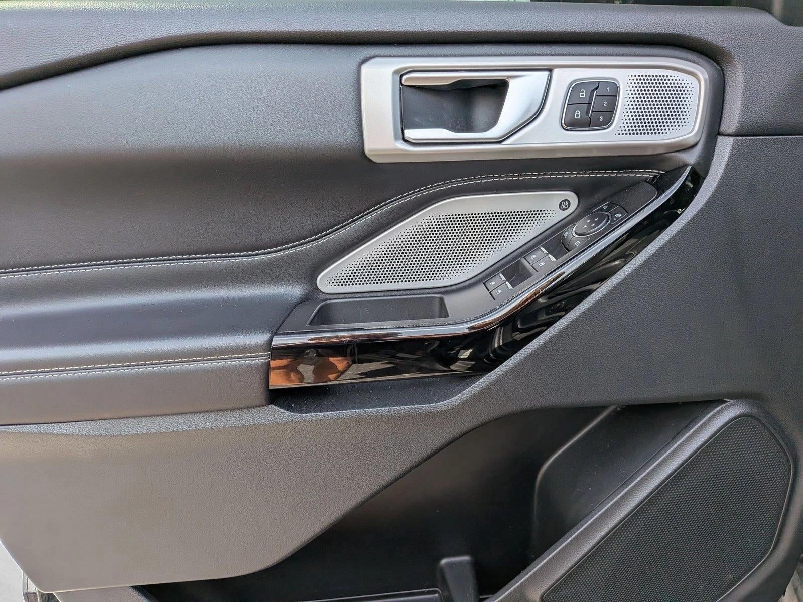 2023 Ford Explorer ST 4WD