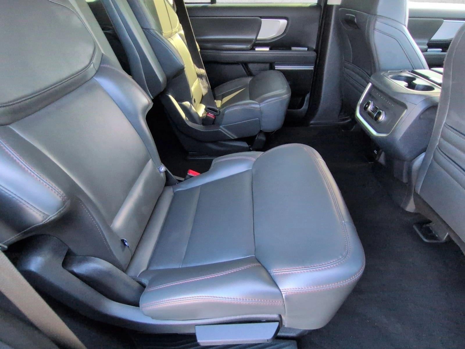 2025 Ford Expedition Active 4x4