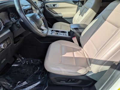2023 Ford Explorer XLT RWD