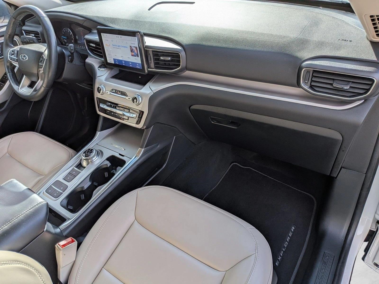 2023 Ford Explorer XLT RWD
