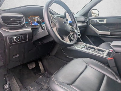 2023 Ford Explorer XLT 4WD