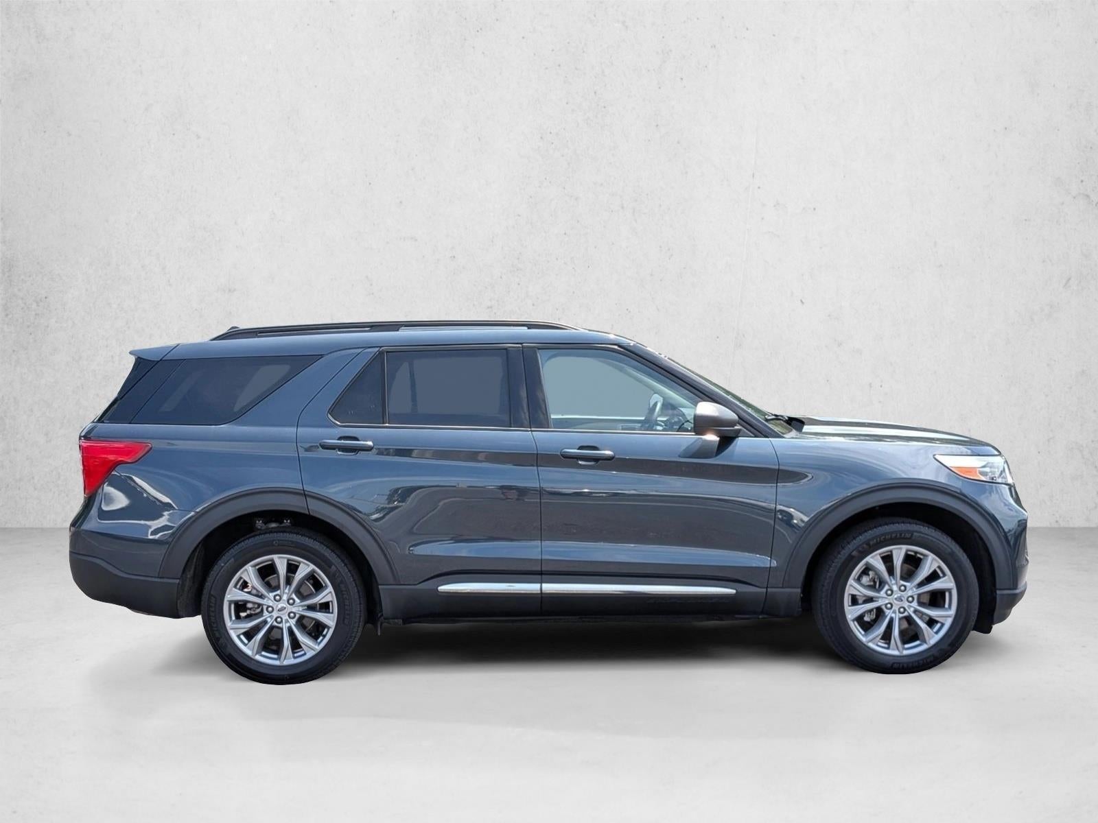 2024 Ford Explorer XLT 4WD