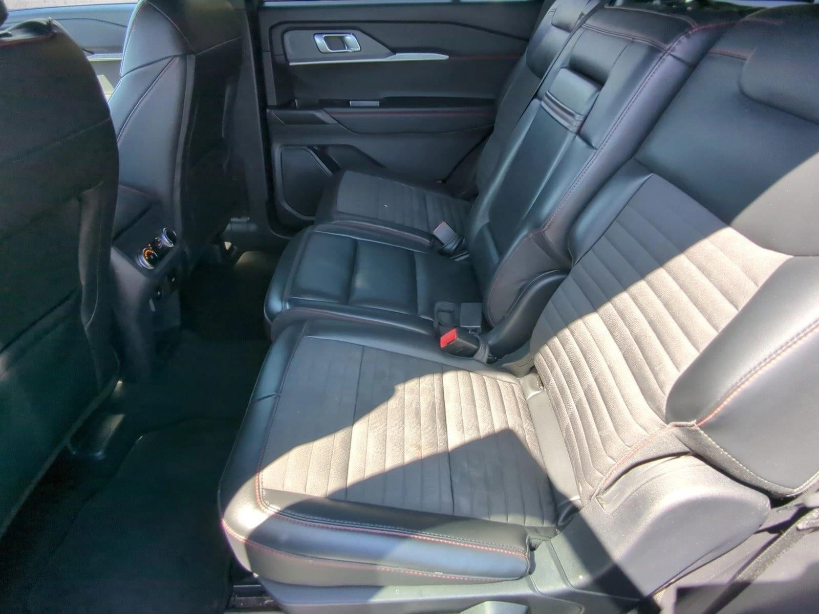 2025 Ford Explorer ST-Line 4WD