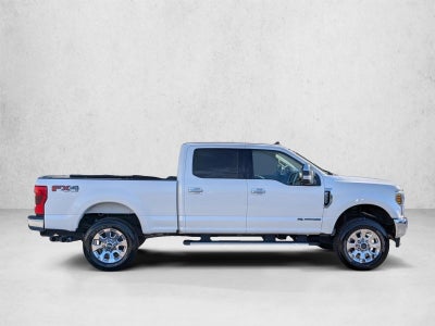 2019 Ford Super Duty F-250 SRW LARIAT 4WD Crew Cab 6.75' Box