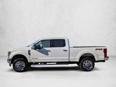 2019 Ford Super Duty F-250 SRW LARIAT 4WD Crew Cab 6.75' Box