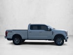 2022 Ford Super Duty F-250 SRW Platinum 4WD Crew Cab 6.75' Box
