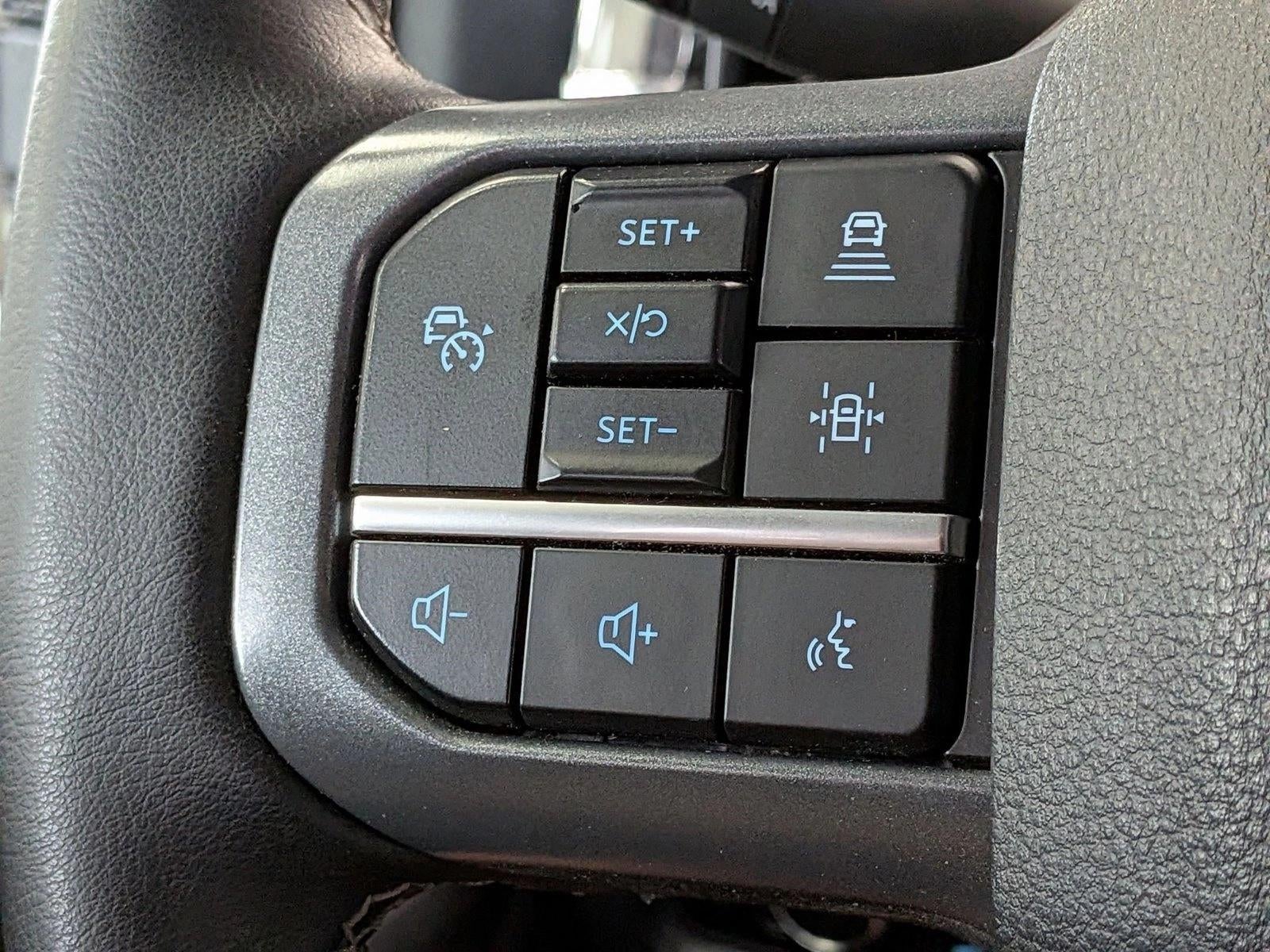 2025 Ford Super Duty F-250 SRW LARIAT 4WD Crew Cab 6.75' Box