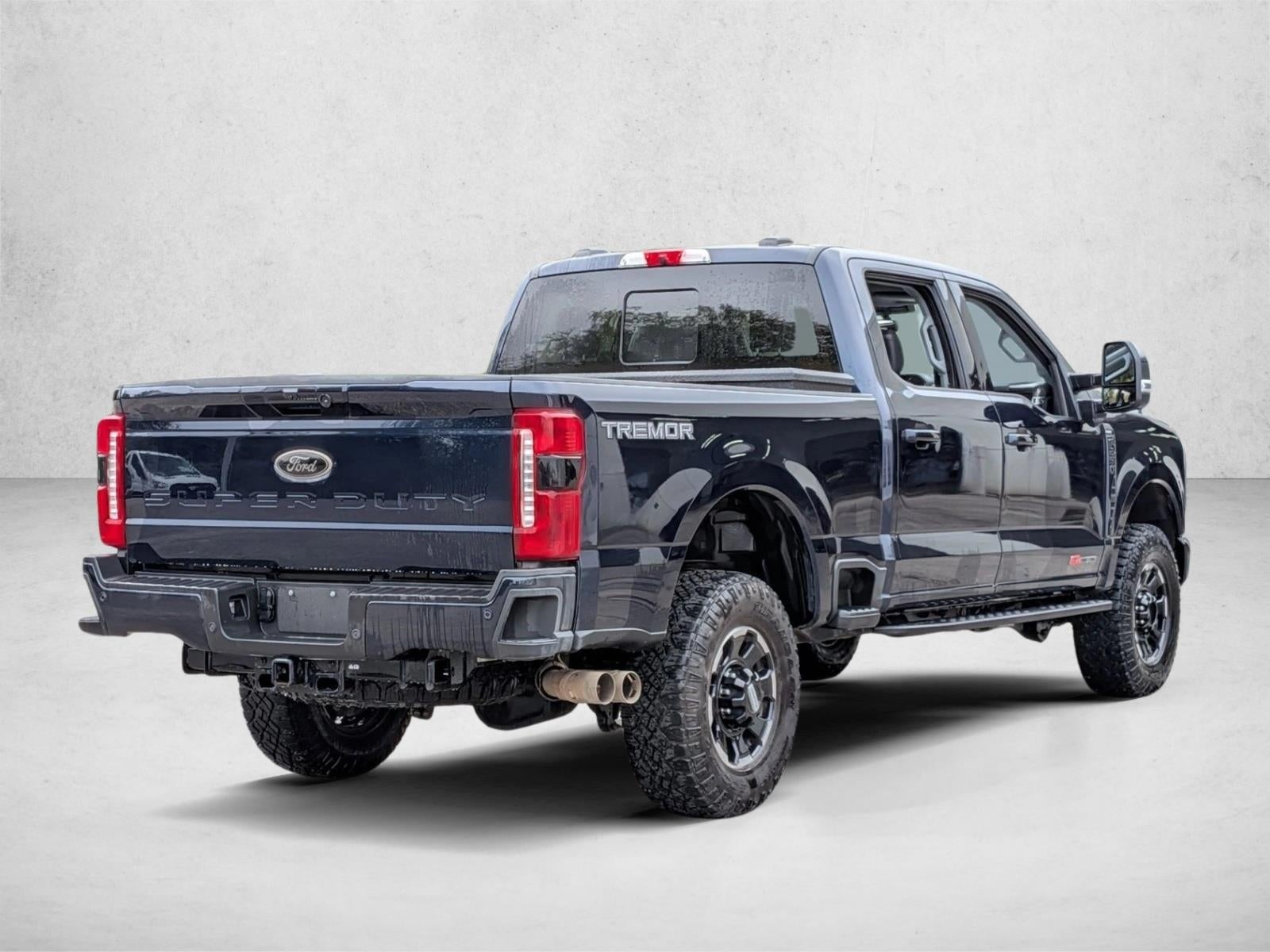 2025 Ford Super Duty F-250 SRW LARIAT 4WD Crew Cab 6.75' Box