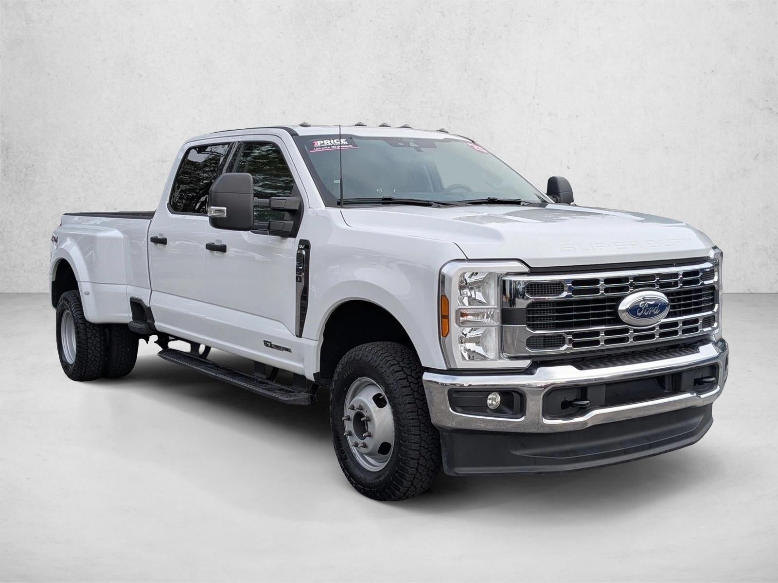 2025 Ford Super Duty F-350 DRW XLT 4WD Crew Cab 8' Box