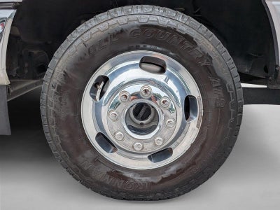 2022 Ford Super Duty F-350 DRW LARIAT 4WD Crew Cab 8' Box