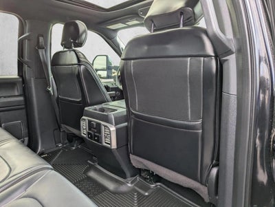 2019 Ford Super Duty F-450 DRW Platinum 4WD Crew Cab 8' Box